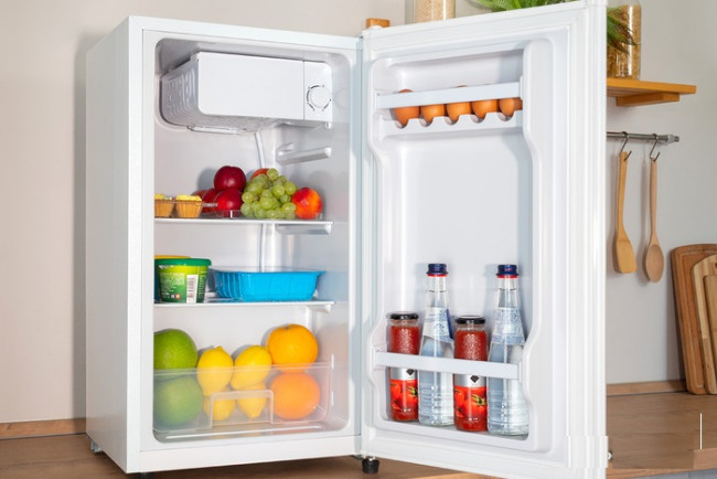 Однокамерный холодильник Olto RF-090 (серебристый) - фото4